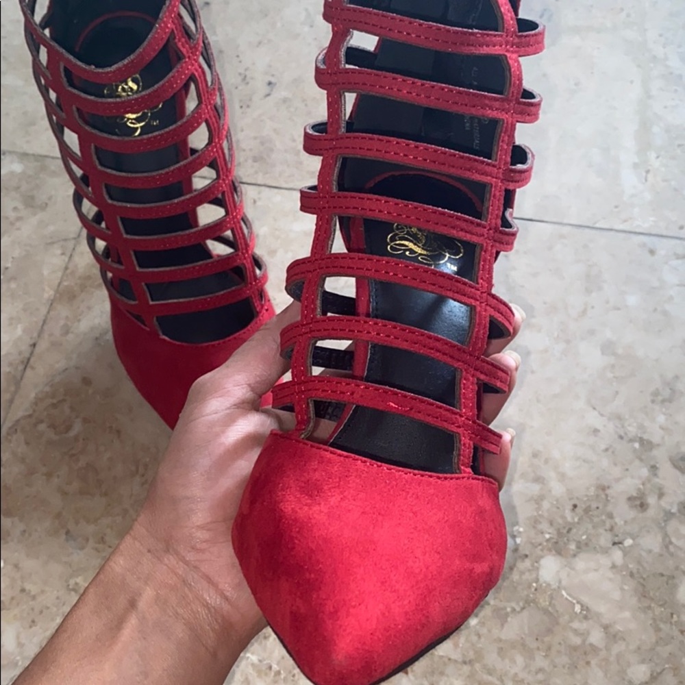NEW RED Heels - Picture 7 of 8